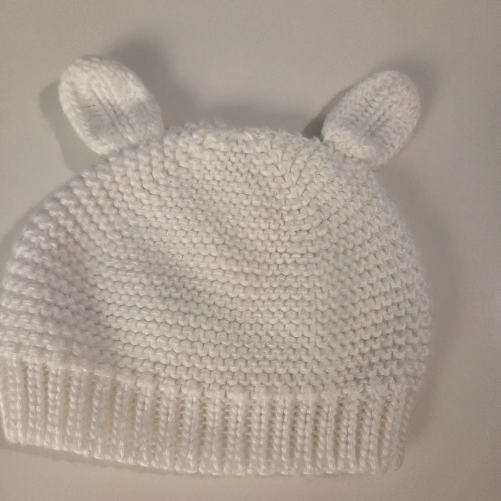 Adorable White Knit Bear - Baby Hat - Carter's - Just One You